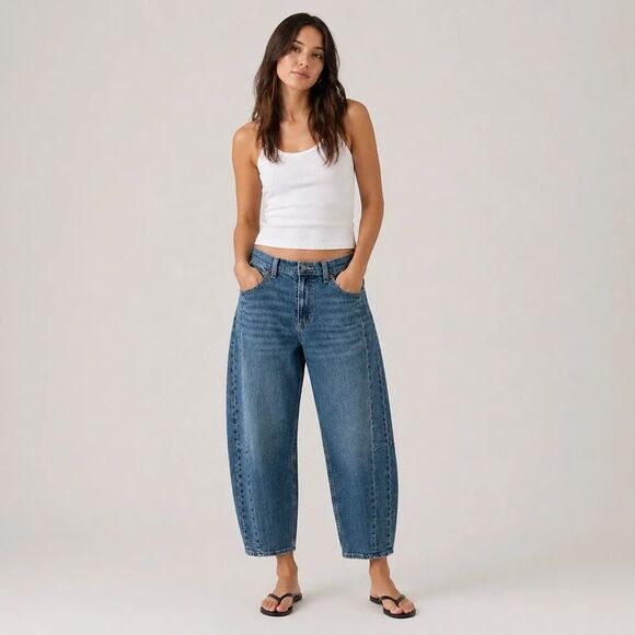 Old Navy Denim - Old Navy High-Rise Barrel Leg Jeans Blue Denim Curved Tapered Pants Size 10